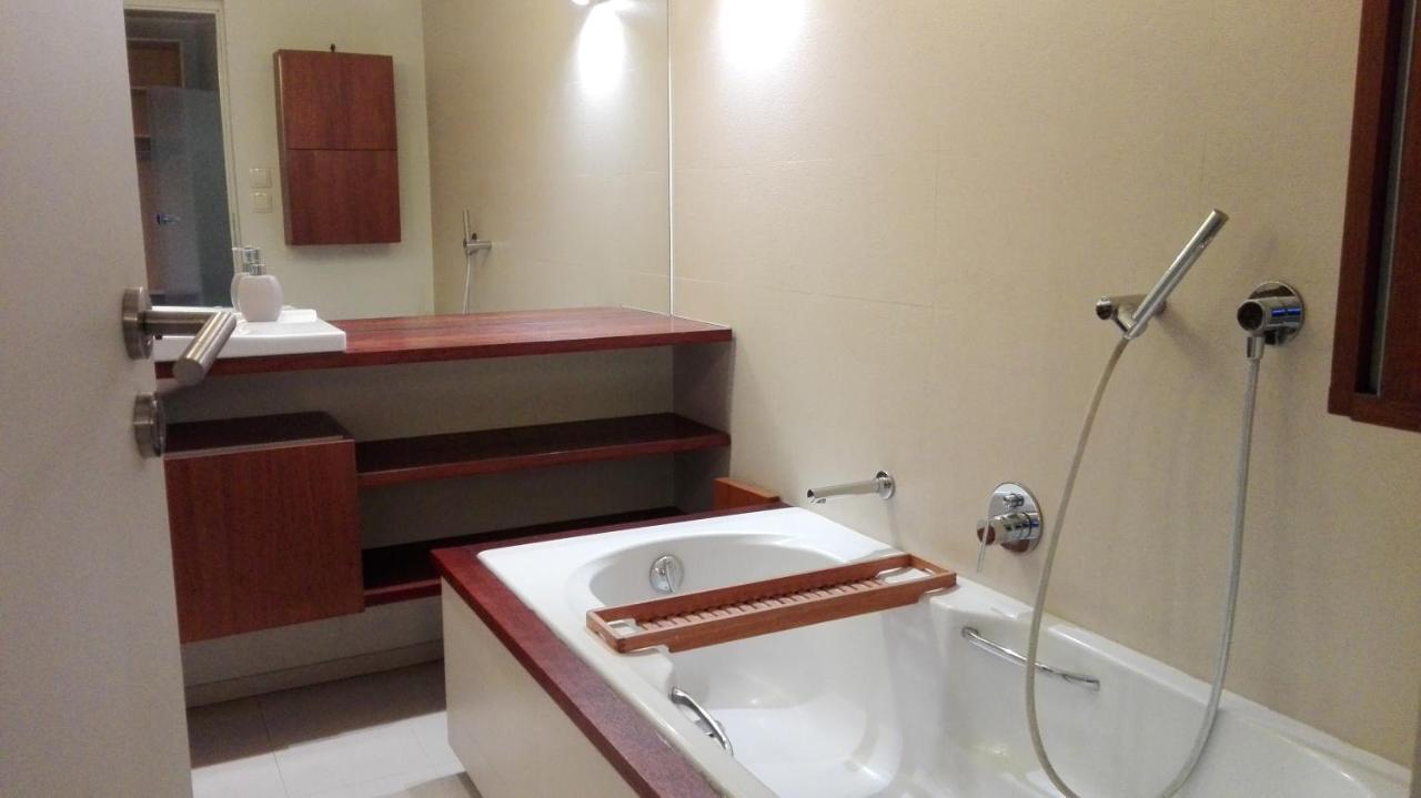 Apartament With Garden In Center *